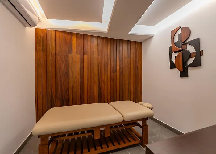Marila Ocean View Parking Gym Playa del Carmen