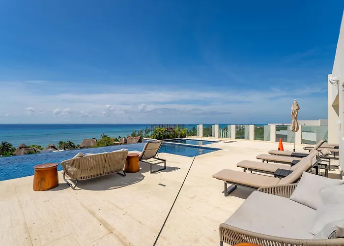 Marila Ocean View Parking Gym Playa del Carmen