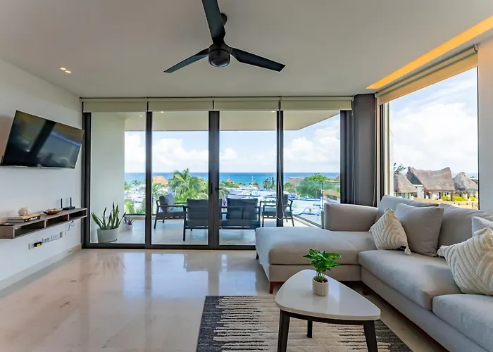 Marila Ocean View Parking Gym Playa del Carmen